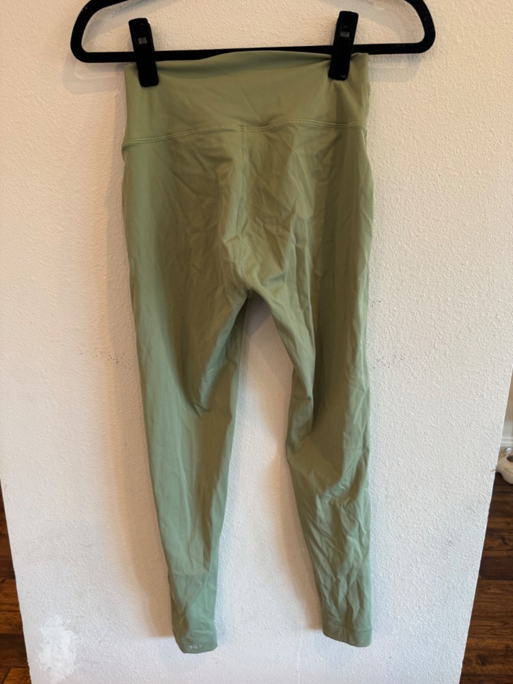 SET ACTIVE Green Sportbody Leggings and Crop Tank Top Set Large - Picture 7 of 8